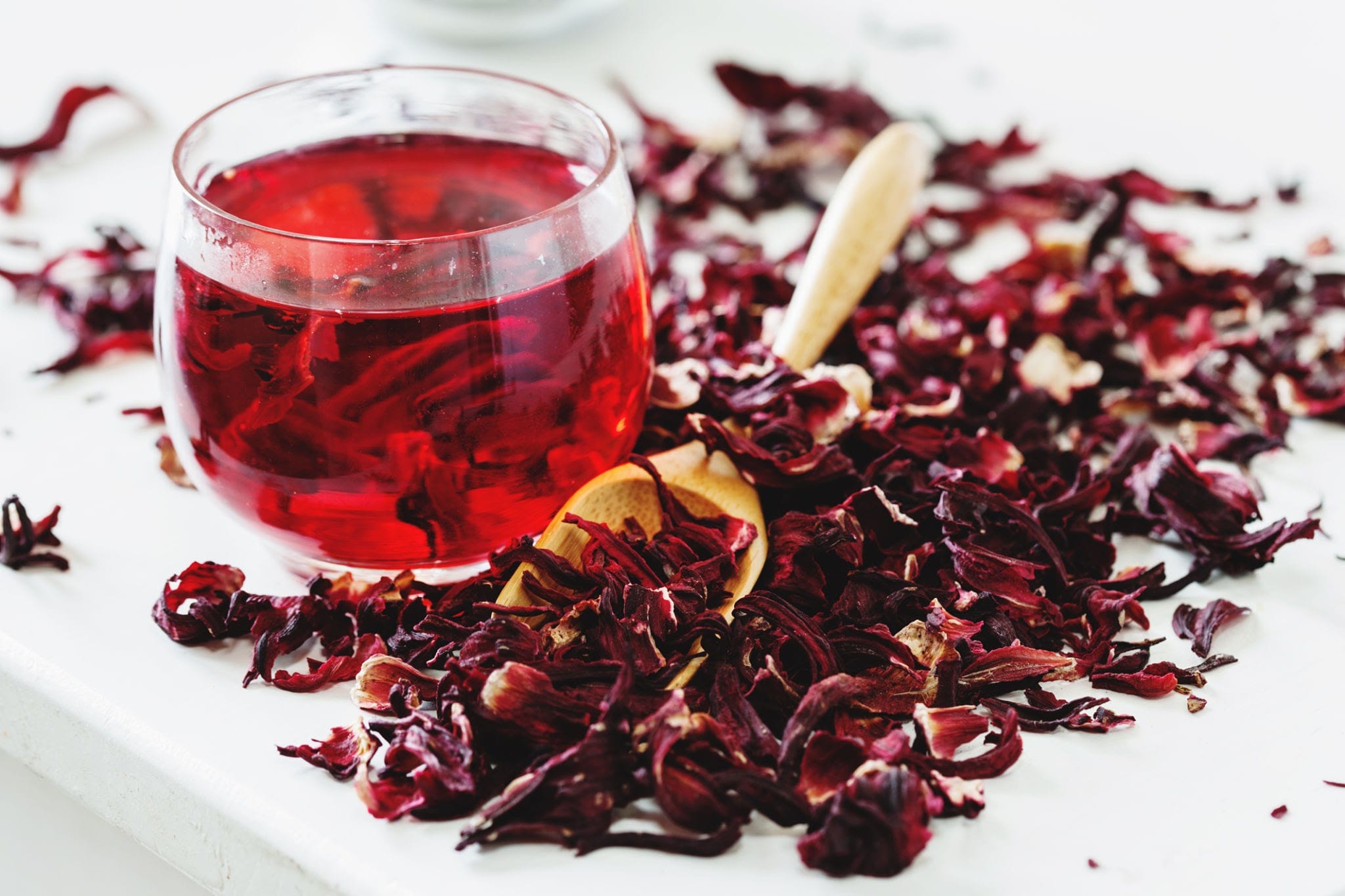 Crimson hibiscus tea
